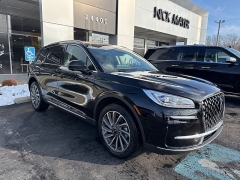 Used 2023  Lincoln Corsair Reserve FWD at DriveNow Mayfield near Mayfield Heights, OH