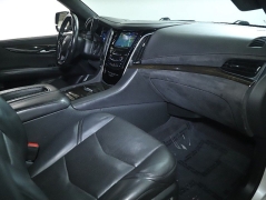 Used 2020  Cadillac Escalade 4d SUV 4WD Platinum at Drive Now Westlake near Westlake&comma; OH