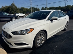 Used 2017 Ford Fusion 4d Sedan SE 2.5L at Drive Now Westlake near Westlake, OH