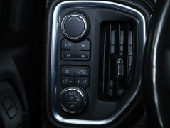 Used 2019  GMC Sierra 1500 4WD Crew Cab 147" Denali at Drive Now Westlake near Westlake&comma; OH
