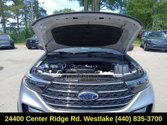 Used 2023  Ford Explorer XLT 4WD at Drive Now Westlake near Westlake&comma; OH