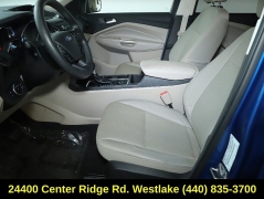 Used 2017  Ford Escape 4d SUV FWD SE at DriveNow Mayfield near Mayfield Heights&comma; OH