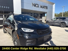 Used 2025  Chrysler Pacifica Limited FWD at DriveNow Mayfield near Mayfield Heights&comma; OH