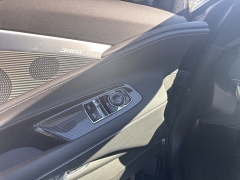 Used 2021  Chevrolet Corvette 2dr Stingray Cpe w&sol;2LT at Drive Now Westlake near Westlake&comma; OH