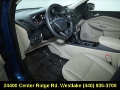 Used 2017  Ford Escape 4d SUV FWD SE at DriveNow Mayfield near Mayfield Heights&comma; OH