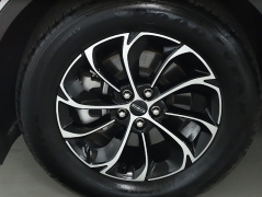 Used 2025  Lincoln Nautilus Premiere AWD at DriveNow Mayfield near Mayfield Heights&comma; OH