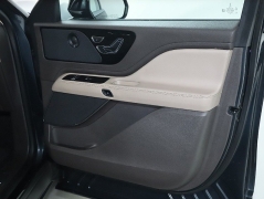 Used 2023  Lincoln Aviator Reserve AWD at Drive Now Westlake near Westlake&comma; OH