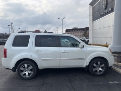 Used 2015  Honda Pilot 4d SUV 4WD Touring at DriveNow Mayfield near Mayfield Heights, OH