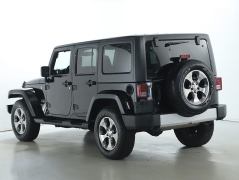 Used 2017  Jeep Wrangler Unlimited Sahara 4x4 at DriveNow Mayfield near Mayfield Heights&comma; OH