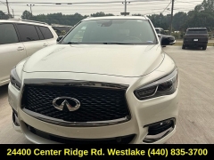 Used 2020  INFINITI QX60 LUXE AWD at Drive Now Westlake near Westlake&comma; OH
