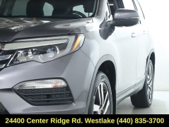 Used 2017  Honda Pilot 4d SUV AWD Elite at Drive Now Westlake near Westlake&comma; OH
