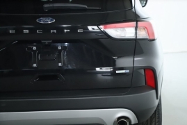 Used 2020 Ford Escape 4d SUV AWD SE at Drive Now Westlake near Westlake, OH