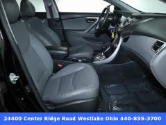 Used 2013  Hyundai Elantra 4dr Sdn Auto Limited (Ulsan Plant) at Drive Now Westlake near Westlake, OH