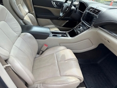 Used 2019  Lincoln Continental 4d Sedan AWD Select at DriveNow Mayfield near Mayfield Heights&comma; OH