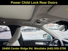 Used 2019  Volvo XC40 4d SUV AWD T5 Momentum at DriveNow Mayfield near Mayfield Heights&comma; OH