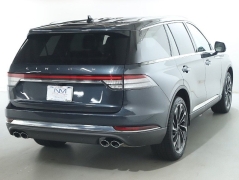 Used 2024  Lincoln Aviator Reserve AWD at Drive Now Westlake near Westlake&comma; OH