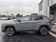 Used 2022  Jeep Compass Limited 4x4 at Drive Now Westlake near Westlake&comma; OH