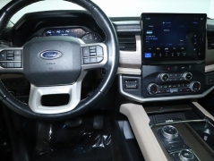 Used 2023  Ford Expedition Limited 4x4 at Drive Now Westlake near Westlake&comma; OH