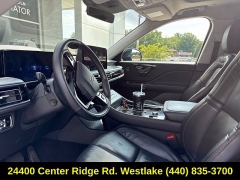 Used 2025  Lincoln Aviator Reserve AWD at DriveNow Mayfield near Mayfield Heights&comma; OH