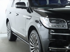Used 2018 Lincoln Navigator 4d SUV 4WD Reserve at Drive Now Westlake near Westlake, OH