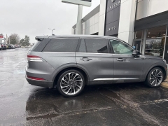 Used 2021  Lincoln Aviator Reserve AWD at DriveNow Mayfield near Mayfield Heights&comma; OH