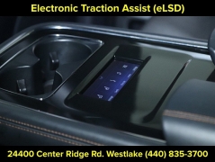 Used 2002  Lincoln NAVIGATOR  at DriveNow Mayfield near Mayfield Heights&comma; OH