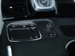 Used 2023  Acura MDX SH-AWD w&sol;Advance Pkg at Drive Now Westlake near Westlake&comma; OH