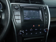 Used 2017  Toyota Camry Auto &lpar;Natl&rpar; at Drive Now Westlake near Westlake&comma; OH