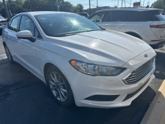Used 2017 Ford Fusion 4d Sedan SE 2.5L at Drive Now Westlake near Westlake, OH