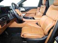 Used 2025  Lincoln Aviator Black Label AWD at Drive Now Westlake near Westlake&comma; OH