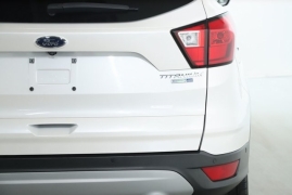 Used 2019 Ford Escape 4d SUV 4WD Titanium at Drive Now Westlake near Westlake, OH