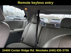 Used 2014  Toyota Sienna 5dr 7-Pass Van V6 AWD &lpar;Natl&rpar; at Drive Now Westlake near Westlake&comma; OH