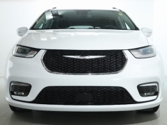 Used 2021 Chrysler Pacifica Touring L FWD at Drive Now Westlake near Westlake, OH