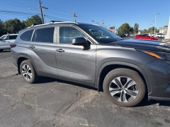 Used 2023 Toyota Highlander L AWD at Drive Now Westlake near Westlake, OH