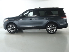 Used 2024  Lincoln Navigator Reserve 4x4 at DriveNow Mayfield near Mayfield Heights&comma; OH