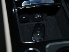 Used 2023  Lincoln Corsair Reserve FWD at DriveNow Mayfield near Mayfield Heights&comma; OH