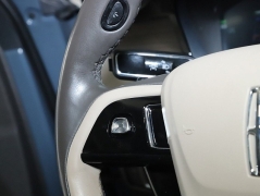 Used 2023  Lincoln Corsair Reserve AWD at DriveNow Mayfield near Mayfield Heights&comma; OH