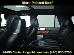 Used 2002  Lincoln NAVIGATOR  at DriveNow Mayfield near Mayfield Heights&comma; OH