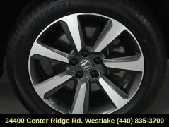Used 2024  Honda Pilot Elite AWD at Drive Now Westlake near Westlake&comma; OH