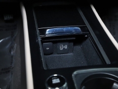 Used 2024  Lincoln Corsair Premiere AWD at DriveNow Mayfield near Mayfield Heights&comma; OH