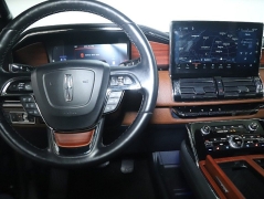Used 2024  Lincoln Navigator Reserve 4x4 at DriveNow Mayfield near Mayfield Heights&comma; OH
