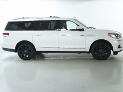 Used 2023 Lincoln Navigator L Reserve 4x4 at Drive Now Westlake near Westlake, OH