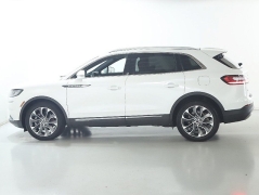 Used 2022  Lincoln Nautilus Reserve AWD at DriveNow Mayfield near Mayfield Heights&comma; OH
