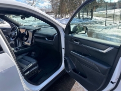 Used 2024  GMC Acadia FWD 4dr Elevation at DriveNow Mayfield near Mayfield Heights&comma; OH