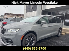 Used 2021  Chrysler Pacifica Touring L AWD at DriveNow Mayfield near Mayfield Heights, OH