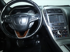 Used 2018  Lincoln MKZ Reserve AWD at DriveNow Mayfield near Mayfield Heights&comma; OH