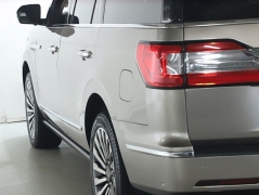 Used 2019  Lincoln Navigator 4d SUV 4WD Reserve at Drive Now Westlake near Westlake&comma; OH
