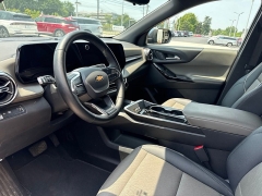 Used 2025  Chevrolet Equinox FWD 4dr LT w&sol;1LT at Drive Now Westlake near Westlake&comma; OH