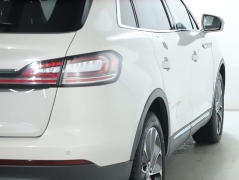 Used 2021  Lincoln Nautilus Reserve FWD at DriveNow Mayfield near Mayfield Heights&comma; OH