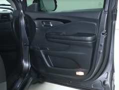 Used 2017  Honda Pilot 4d SUV AWD Elite at Drive Now Westlake near Westlake&comma; OH